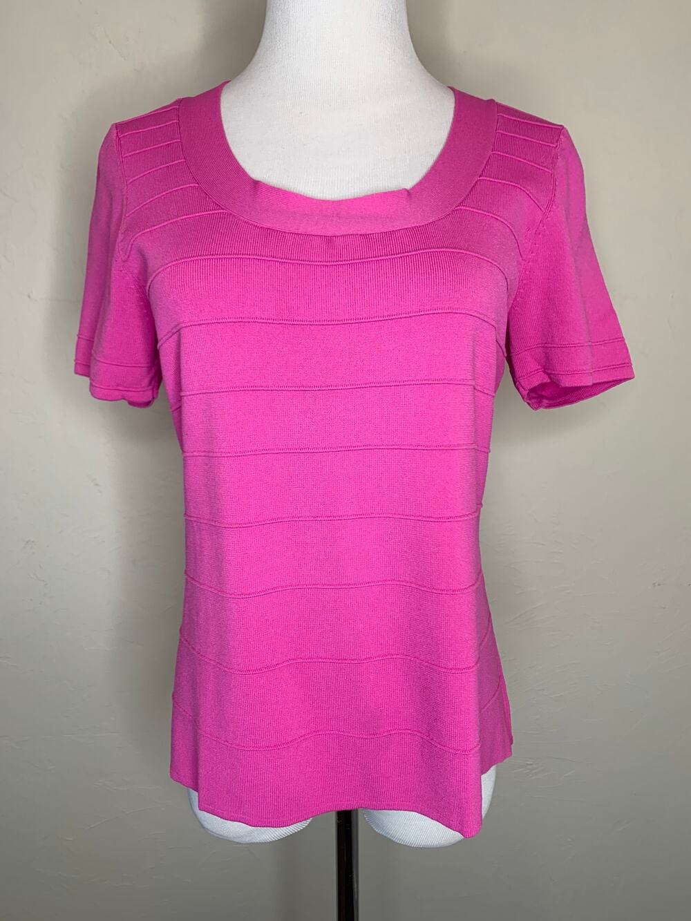 Petunia Pink Sweater Sz Large Ribbed